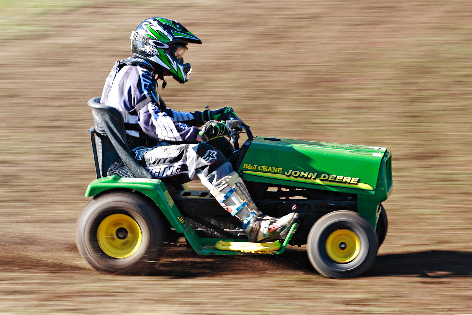 2007_swifts_creek_lawnmower_races01